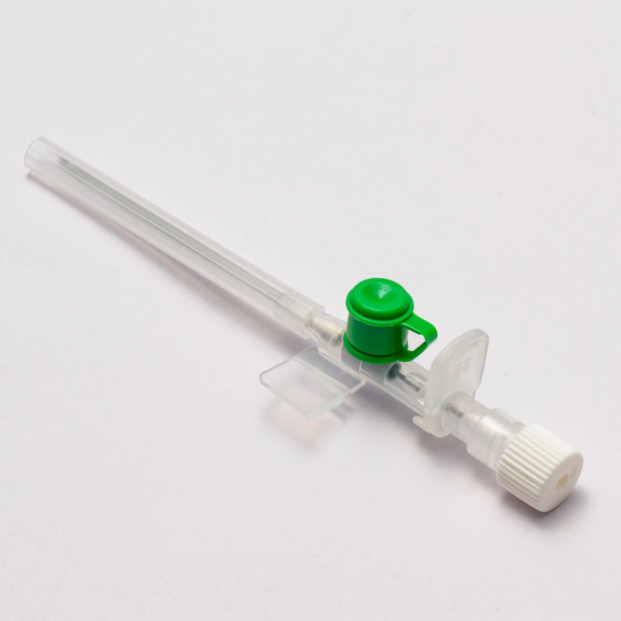 CANNULA IV GREEN